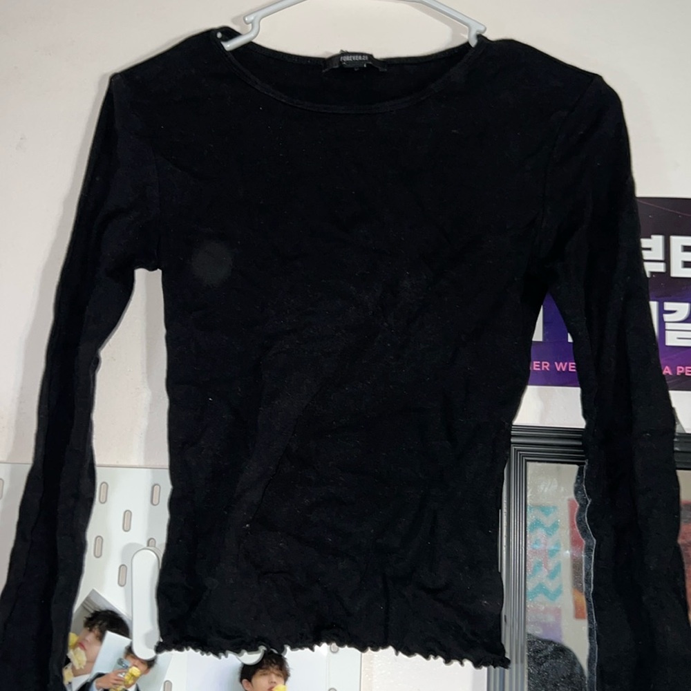 Forever 21 Ruffled Bottom Top